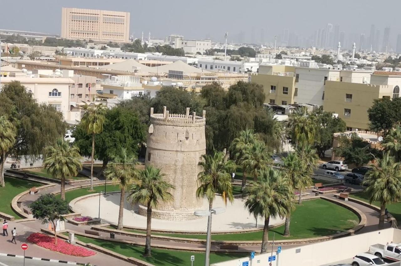Fortune Hotel Deira Dubai Exteriör bild