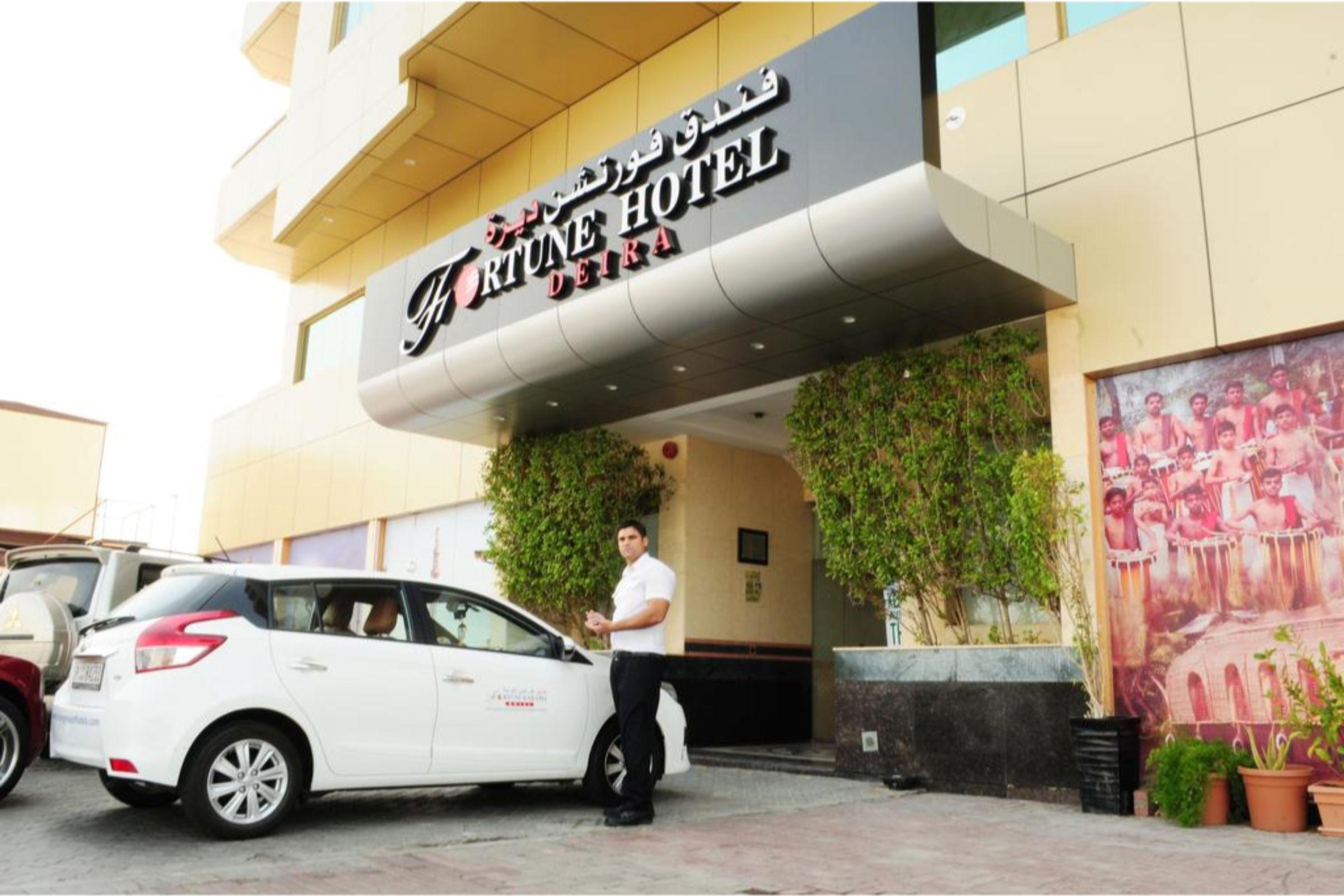 Fortune Hotel Deira Dubai Exteriör bild