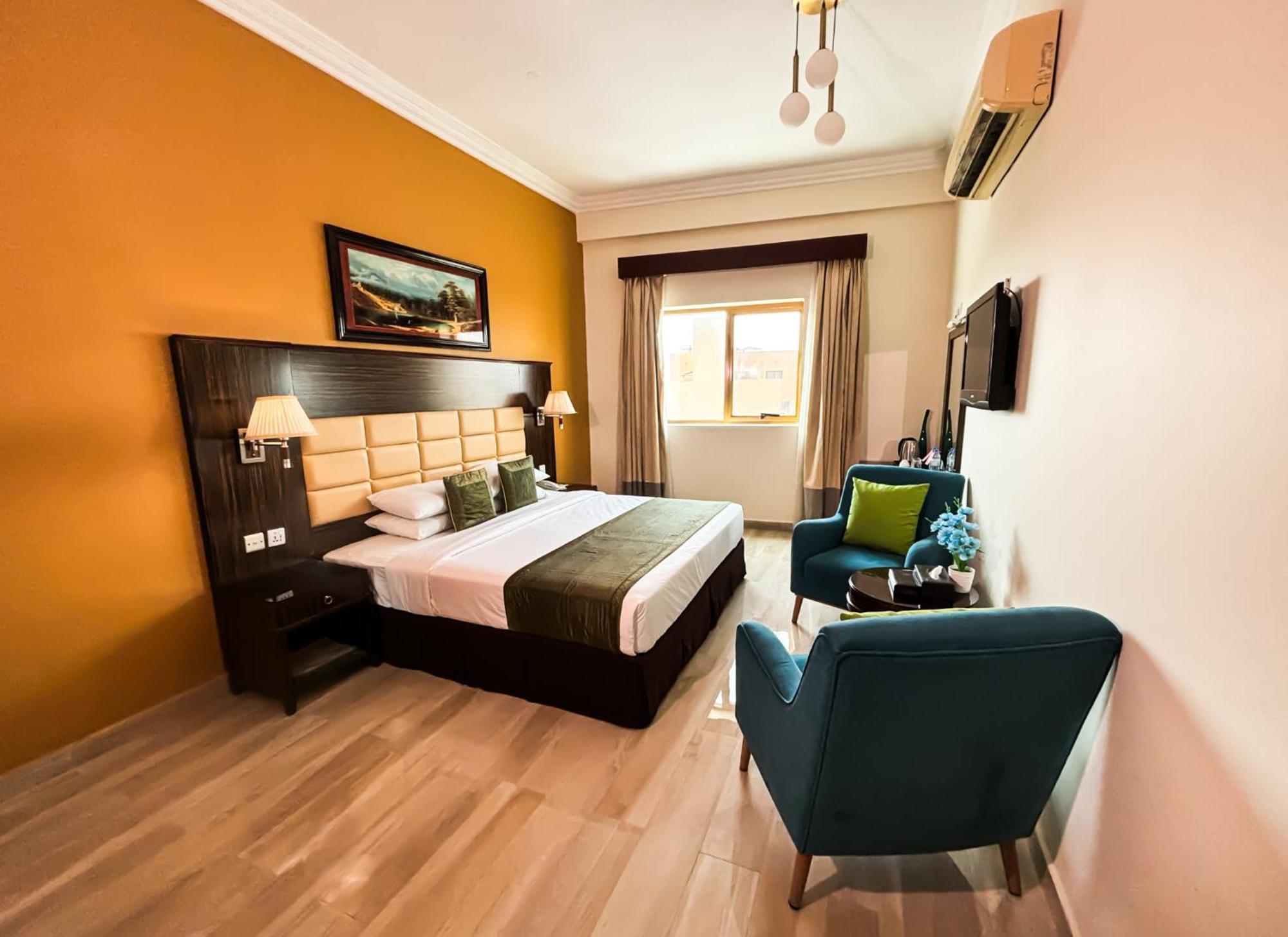 Fortune Hotel Deira Dubai Exteriör bild