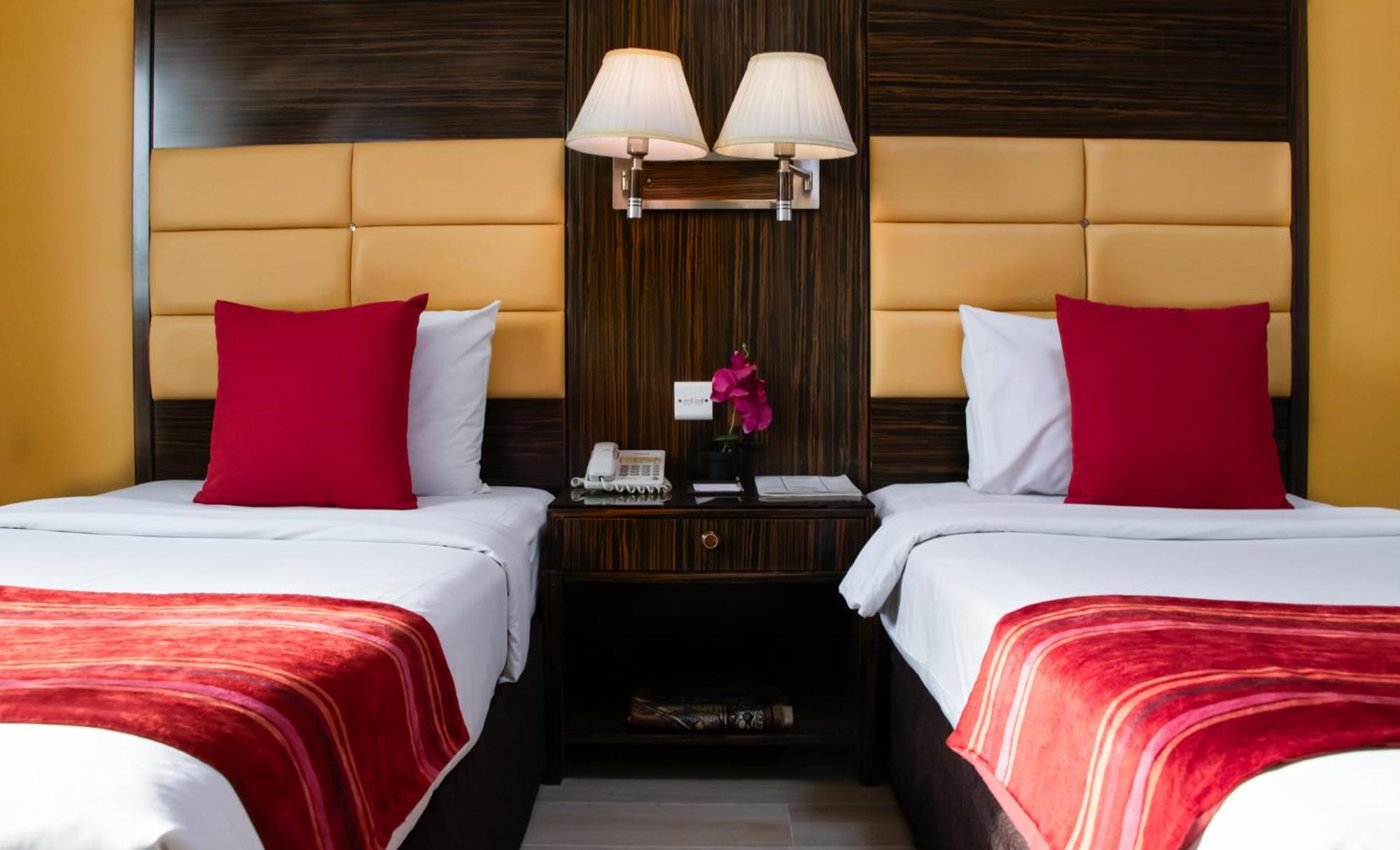 Fortune Hotel Deira Dubai Exteriör bild