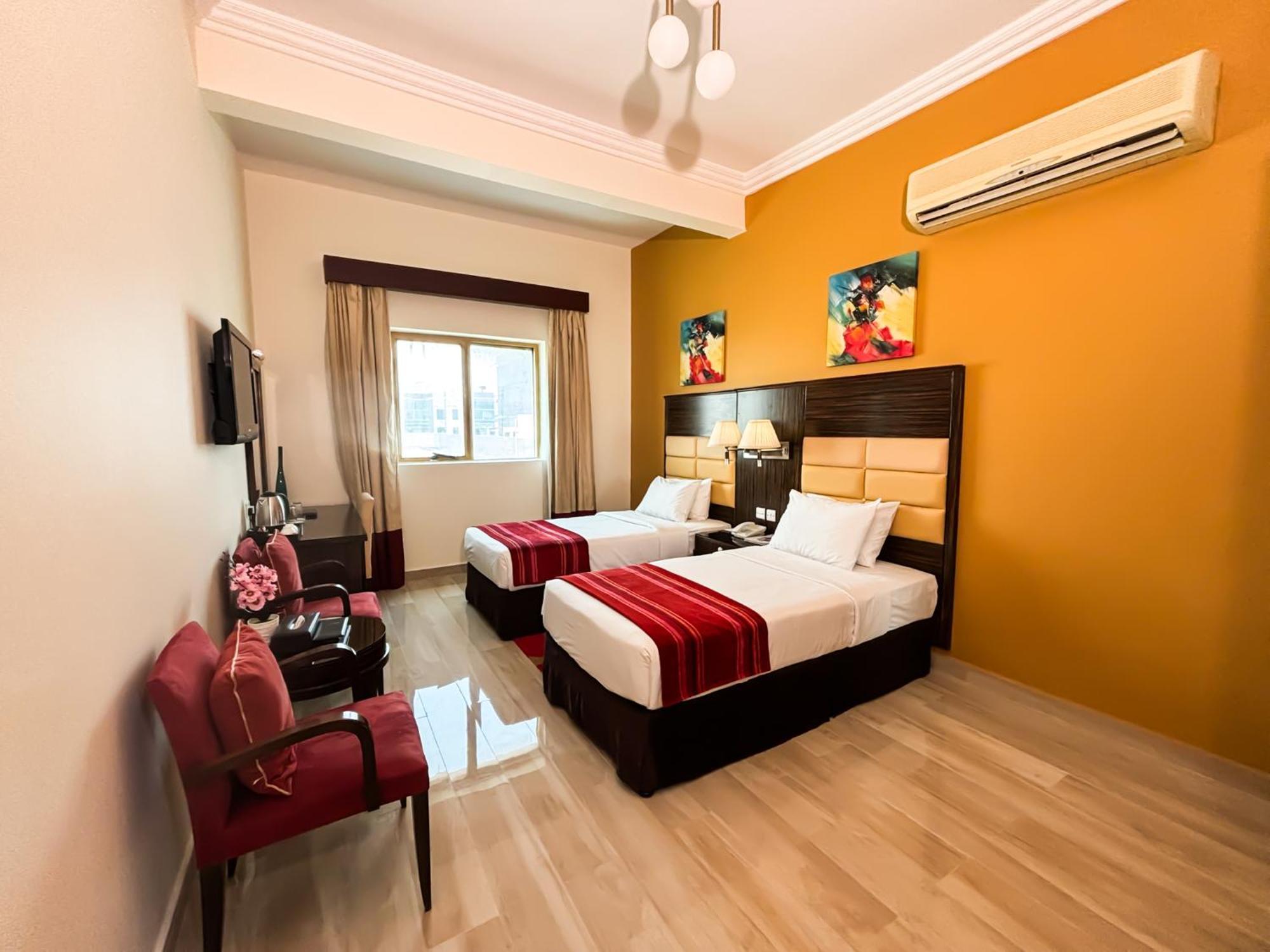 Fortune Hotel Deira Dubai Exteriör bild